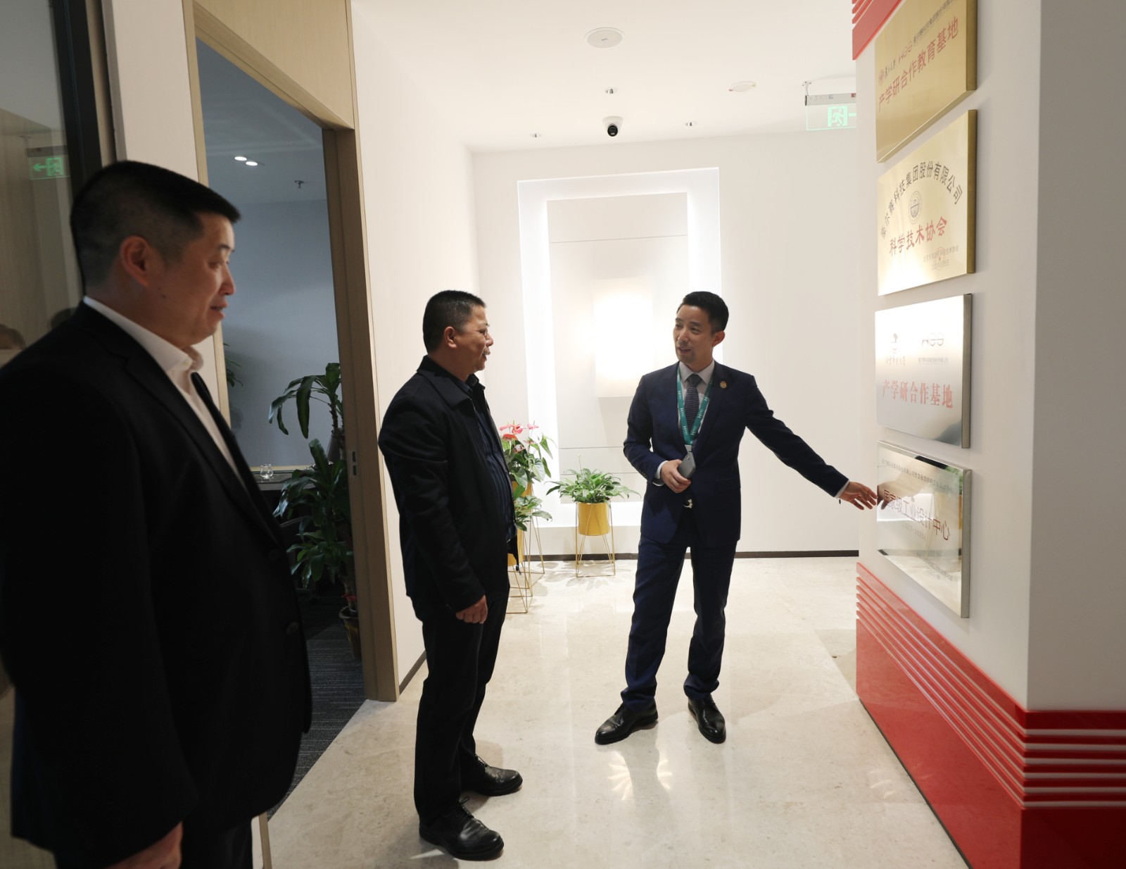 1695733022255171.jpg 2O4A7255 修 二修.jpg